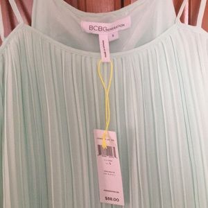 🌟BCBG PLEATED DRESS🌟